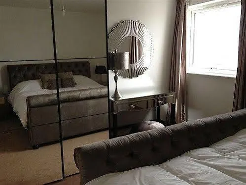 Διαμέρισμα Pinnacle Residences - Cambridge Pym Court